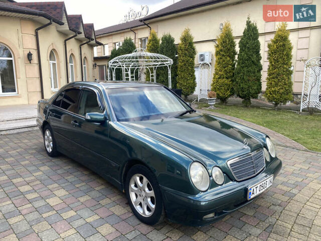 Мерседес Е-Класс 1999 в Долине на Automoto.ua Зеленый Мерседес Е-Класс, объемом двигателя 2.69 л и пробегом 410 тыс. км за 5250 $, фото 13 на Automoto.ua