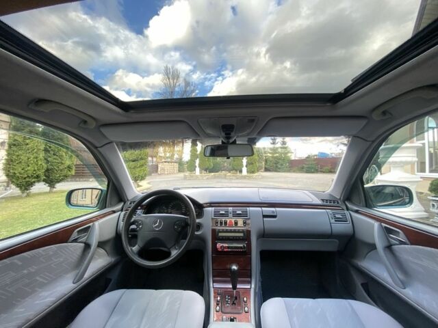Мерседес Е-Класс 1999 в Долине на Automoto.ua Зеленый Мерседес Е-Класс, объемом двигателя 2.7 л и пробегом 410 тыс. км за 5250 $, фото 2 на Automoto.ua