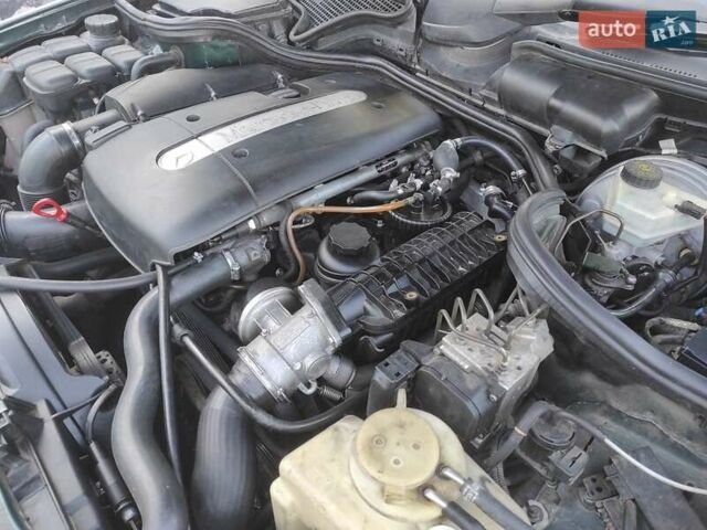 Зеленый Мерседес Е-Класс, объемом двигателя 2.15 л и пробегом 320 тыс. км за 2999 $, фото 20 на Automoto.ua