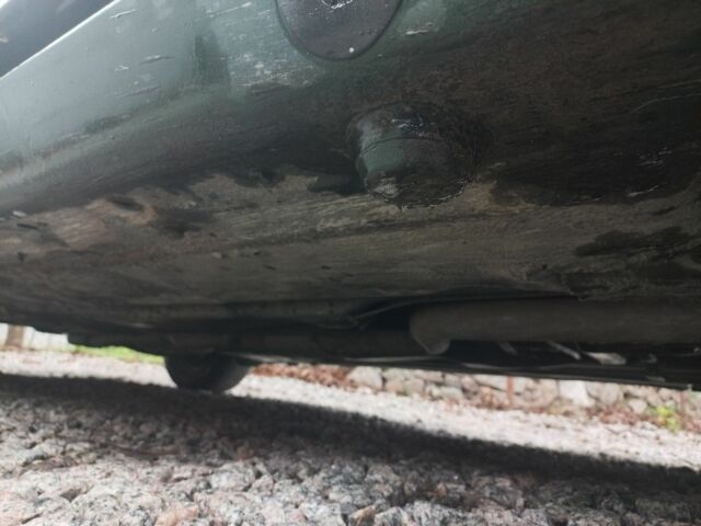 Зелений Мерседес Е-Клас, об'ємом двигуна 0 л та пробігом 254 тис. км за 1500 $, фото 17 на Automoto.ua