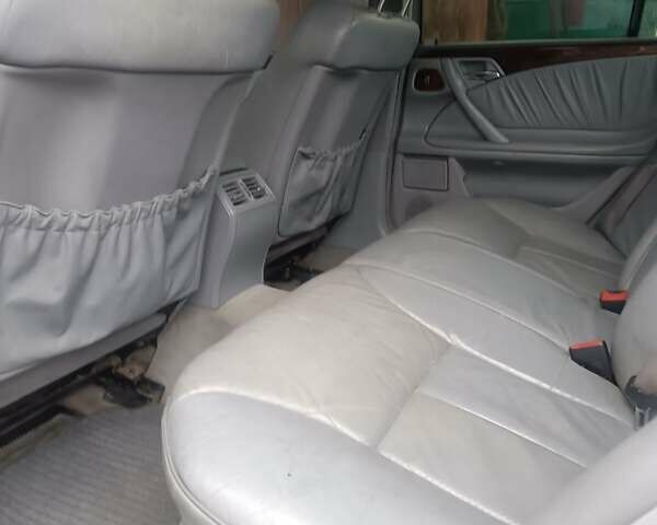 Зеленый Мерседес Е-Класс, объемом двигателя 2.15 л и пробегом 481 тыс. км за 4000 $, фото 1 на Automoto.ua