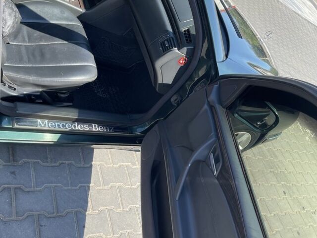 Зеленый Мерседес Е-Класс, объемом двигателя 2 л и пробегом 400 тыс. км за 3000 $, фото 4 на Automoto.ua