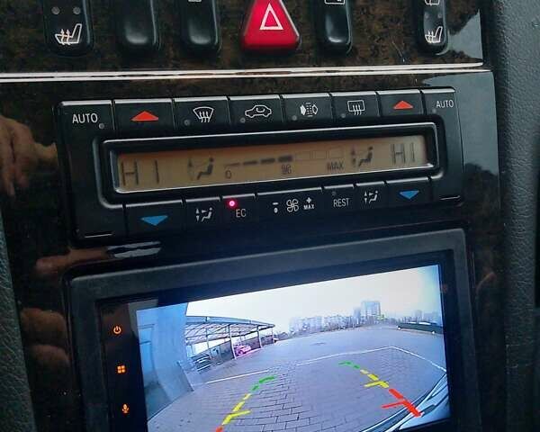 Зелений Мерседес Е-Клас, об'ємом двигуна 2 л та пробігом 331 тис. км за 4450 $, фото 10 на Automoto.ua