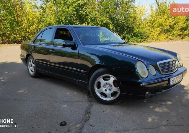 Зеленый Мерседес Е-Класс, объемом двигателя 2.2 л и пробегом 450 тыс. км за 4800 $, фото 7 на Automoto.ua