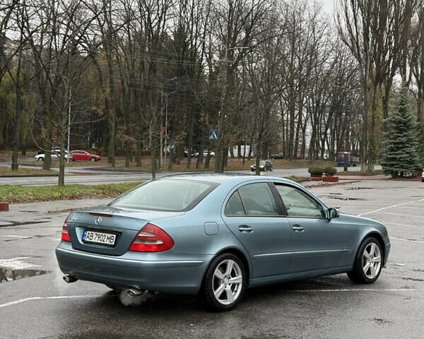 Зелений Мерседес Е-Клас, об'ємом двигуна 3.2 л та пробігом 400 тис. км за 4699 $, фото 3 на Automoto.ua