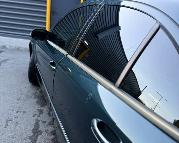 Зелений Мерседес Е-Клас, об'ємом двигуна 3.2 л та пробігом 395 тис. км за 6500 $, фото 10 на Automoto.ua