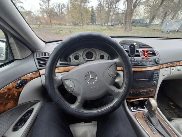 Зеленый Мерседес Е-Класс, объемом двигателя 0 л и пробегом 460 тыс. км за 2380 $, фото 4 на Automoto.ua