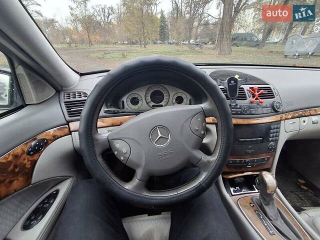 Зеленый Мерседес Е-Класс, объемом двигателя 0 л и пробегом 460 тыс. км за 2375 $, фото 2 на Automoto.ua