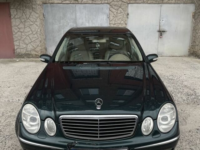 Зеленый Мерседес Е-Класс, объемом двигателя 2.7 л и пробегом 347 тыс. км за 3000 $, фото 3 на Automoto.ua