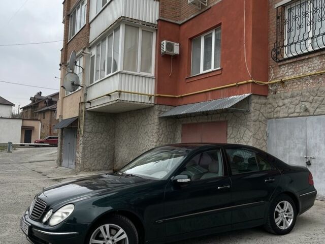 Зеленый Мерседес Е-Класс, объемом двигателя 2.7 л и пробегом 347 тыс. км за 3000 $, фото 2 на Automoto.ua