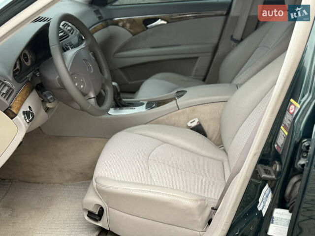 Зеленый Мерседес Е-Класс, объемом двигателя 2.69 л и пробегом 318 тыс. км за 6500 $, фото 12 на Automoto.ua