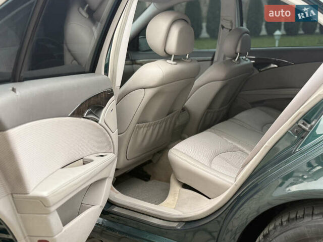 Зеленый Мерседес Е-Класс, объемом двигателя 2.69 л и пробегом 318 тыс. км за 6500 $, фото 16 на Automoto.ua