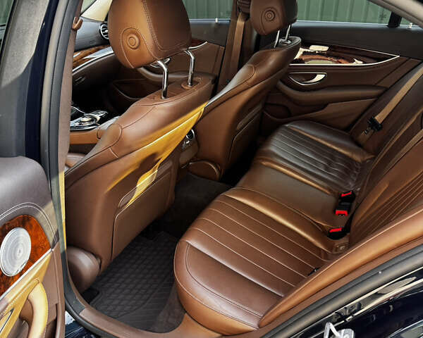 Зеленый Мерседес Е-Класс, объемом двигателя 2 л и пробегом 98 тыс. км за 33000 $, фото 7 на Automoto.ua