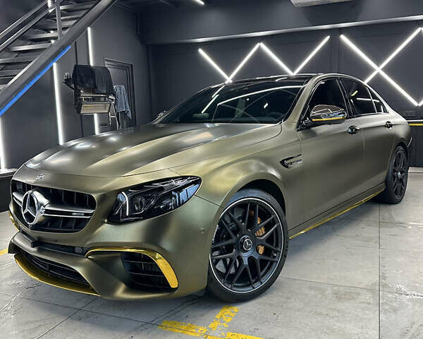 Мерседес Е-Клас 2018 у Києві на Automoto.ua Зелений Мерседес Е-Клас, об'ємом двигуна 3.98 л та пробігом 43 тис. км за 85000 $, фото 17 на Automoto.ua