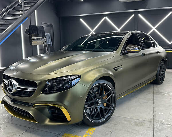 Мерседес Е-Клас 2018 у Києві на Automoto.ua Зелений Мерседес Е-Клас, об'ємом двигуна 3.98 л та пробігом 43 тис. км за 85000 $, фото 16 на Automoto.ua