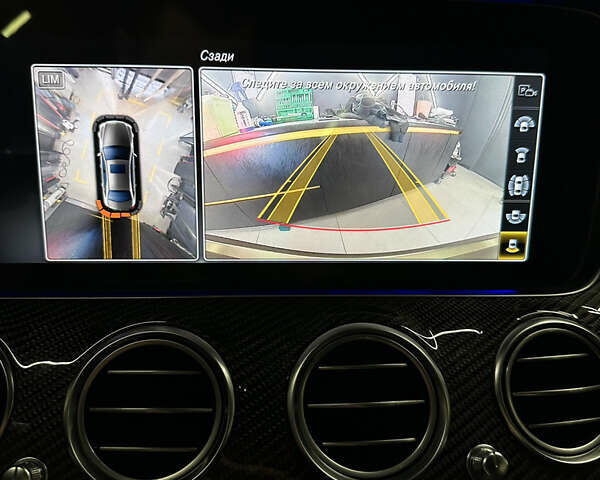 Мерседес Е-Клас 2018 у Києві на Automoto.ua Зелений Мерседес Е-Клас, об'ємом двигуна 3.98 л та пробігом 43 тис. км за 85000 $, фото 70 на Automoto.ua