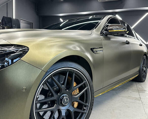 Мерседес Е-Клас 2018 у Києві на Automoto.ua Зелений Мерседес Е-Клас, об'ємом двигуна 3.98 л та пробігом 43 тис. км за 85000 $, фото 19 на Automoto.ua