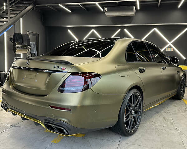 Мерседес Е-Клас 2018 у Києві на Automoto.ua Зелений Мерседес Е-Клас, об'ємом двигуна 3.98 л та пробігом 43 тис. км за 85000 $, фото 34 на Automoto.ua