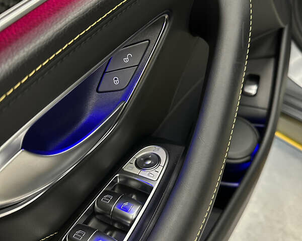 Мерседес Е-Клас 2018 у Києві на Automoto.ua Зелений Мерседес Е-Клас, об'ємом двигуна 3.98 л та пробігом 43 тис. км за 85000 $, фото 51 на Automoto.ua