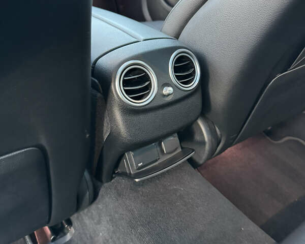 Зеленый Мерседес Е-Класс, объемом двигателя 3 л и пробегом 95 тыс. км за 40000 $, фото 26 на Automoto.ua