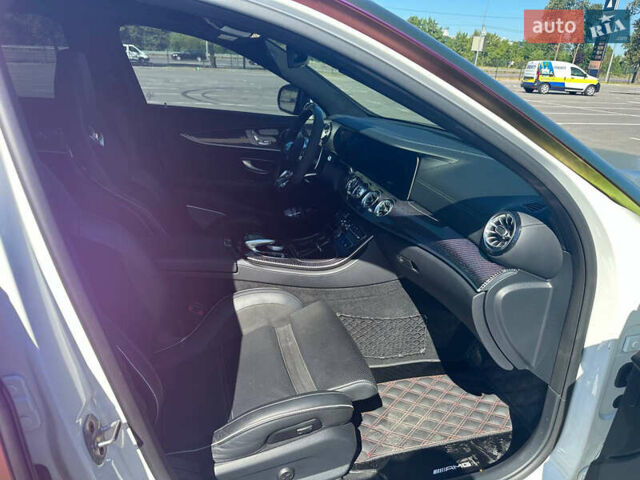 Зеленый Мерседес Е-Класс, объемом двигателя 3.98 л и пробегом 52 тыс. км за 81500 $, фото 21 на Automoto.ua