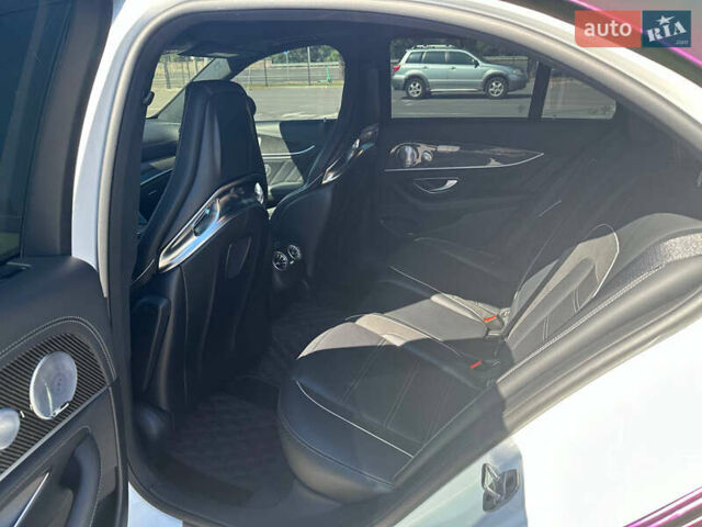 Зеленый Мерседес Е-Класс, объемом двигателя 3.98 л и пробегом 52 тыс. км за 81500 $, фото 12 на Automoto.ua