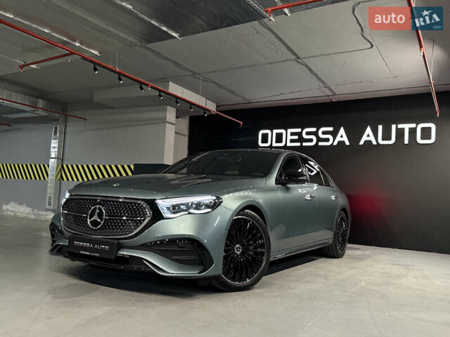 Зеленый Мерседес Е-Класс, объемом двигателя 1.99 л и пробегом 12 тыс. км за 95000 $, фото 3 на Automoto.ua