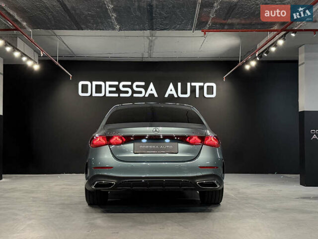 Зеленый Мерседес Е-Класс, объемом двигателя 1.99 л и пробегом 12 тыс. км за 95000 $, фото 14 на Automoto.ua