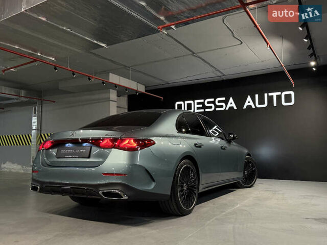 Зеленый Мерседес Е-Класс, объемом двигателя 1.99 л и пробегом 12 тыс. км за 95000 $, фото 13 на Automoto.ua