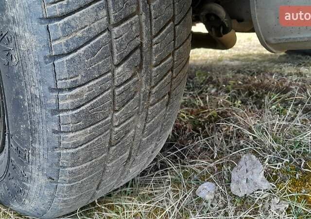 Зеленый Мерседес Е-Класс, объемом двигателя 2.4 л и пробегом 258 тыс. км за 1400 $, фото 14 на Automoto.ua
