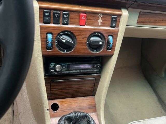 Зеленый Мерседес Е-Класс, объемом двигателя 3 л и пробегом 400 тыс. км за 2700 $, фото 9 на Automoto.ua