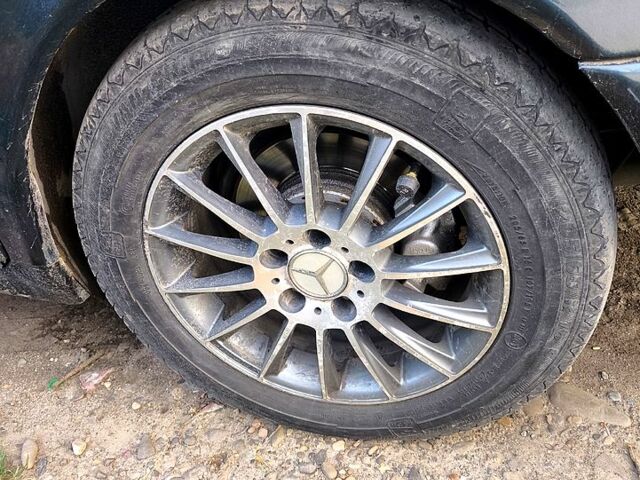 Зеленый Мерседес Е-Класс, объемом двигателя 2.9 л и пробегом 486 тыс. км за 2999 $, фото 3 на Automoto.ua