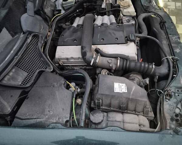 Зелений Мерседес Е-Клас, об'ємом двигуна 2.87 л та пробігом 390 тис. км за 3800 $, фото 1 на Automoto.ua