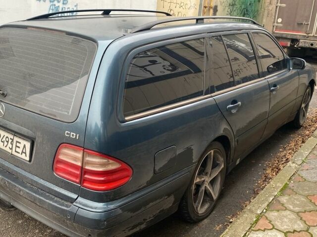 Зелений Мерседес Е-Клас, об'ємом двигуна 2.7 л та пробігом 400 тис. км за 3300 $, фото 1 на Automoto.ua