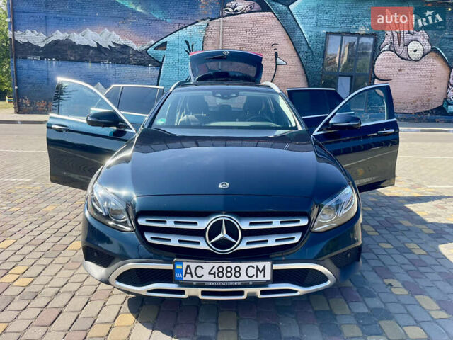 Зелений Мерседес Е-Клас, об'ємом двигуна 1.95 л та пробігом 297 тис. км за 25000 $, фото 25 на Automoto.ua