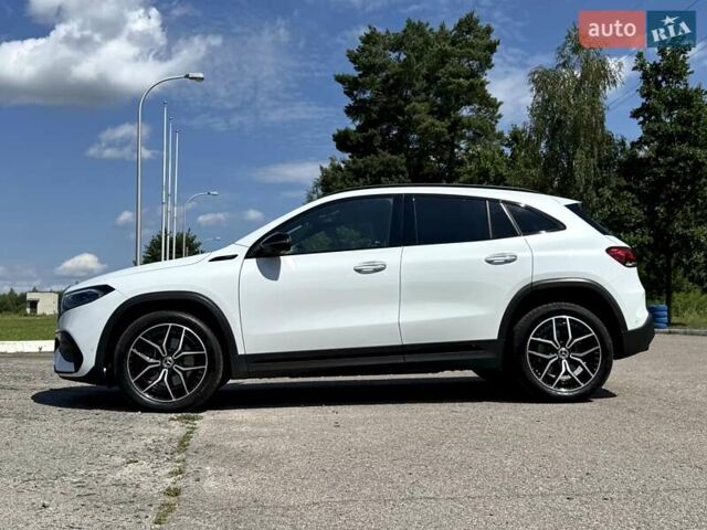 Белый Мерседес EQA, объемом двигателя 0 л и пробегом 89 тыс. км за 28500 $, фото 12 на Automoto.ua