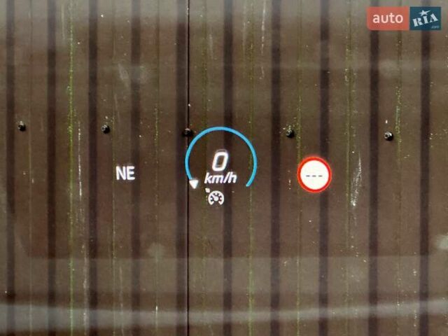 Белый Мерседес EQA, объемом двигателя 0 л и пробегом 89 тыс. км за 28500 $, фото 50 на Automoto.ua