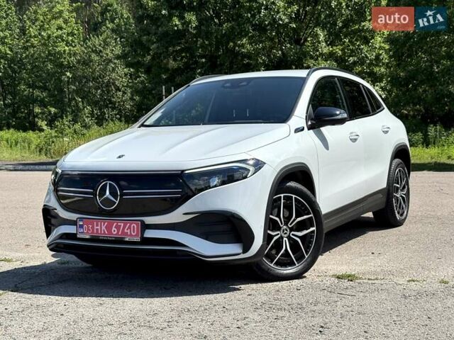 Белый Мерседес EQA, объемом двигателя 0 л и пробегом 89 тыс. км за 28500 $, фото 1 на Automoto.ua