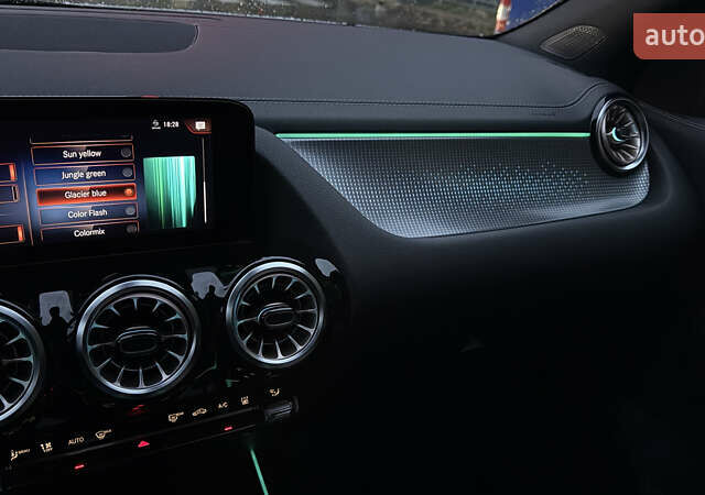 Білий Мерседес EQA, об'ємом двигуна 0 л та пробігом 6 тис. км за 40000 $, фото 7 на Automoto.ua