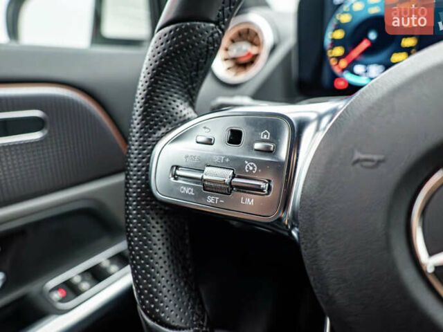 Білий Мерседес EQA, об'ємом двигуна 0 л та пробігом 6 тис. км за 40000 $, фото 13 на Automoto.ua