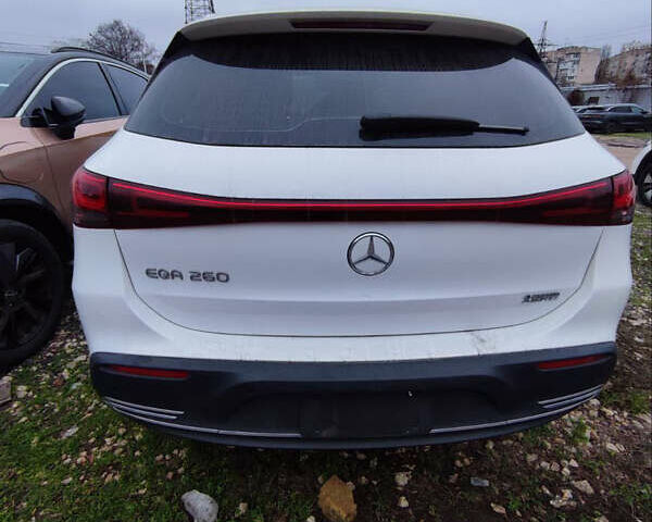 Белый Мерседес EQA, объемом двигателя 0 л и пробегом 12 тыс. км за 28999 $, фото 9 на Automoto.ua