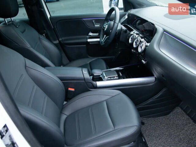 Белый Мерседес EQA, объемом двигателя 0 л и пробегом 12 тыс. км за 29500 $, фото 25 на Automoto.ua