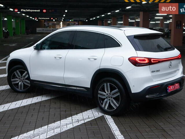 Белый Мерседес EQA, объемом двигателя 0 л и пробегом 12 тыс. км за 29500 $, фото 9 на Automoto.ua