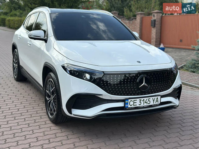 Белый Мерседес EQA, объемом двигателя 0 л и пробегом 12 тыс. км за 37000 $, фото 2 на Automoto.ua