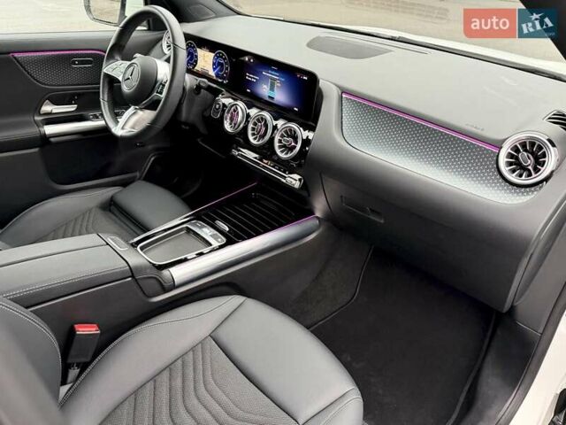 Белый Мерседес EQA, объемом двигателя 0 л и пробегом 19 тыс. км за 34400 $, фото 41 на Automoto.ua