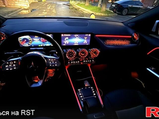 Мерседес EQA 2022 у Києві на Automoto.ua Білий Мерседес EQA, об'ємом двигуна 0 л та пробігом 20 тис. км за 40000 $, фото 10 на Automoto.ua