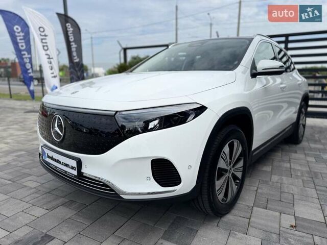 Белый Мерседес EQA, объемом двигателя 0 л и пробегом 12 тыс. км за 39900 $, фото 7 на Automoto.ua