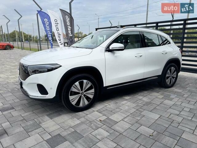 Белый Мерседес EQA, объемом двигателя 0 л и пробегом 12 тыс. км за 39900 $, фото 8 на Automoto.ua