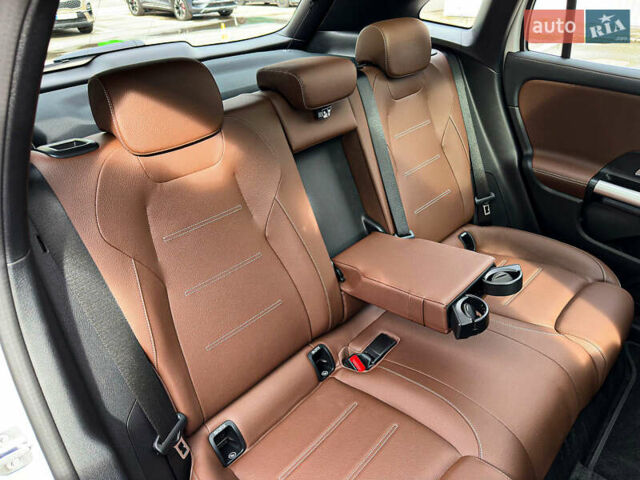 Мерседес EQA 2025 в Киеве на Automoto.ua Белый Мерседес EQA, объемом двигателя 0 л и пробегом 1 тыс. км за 36850 $, фото 44 на Automoto.ua