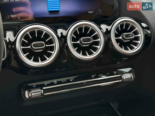 Мерседес EQA 2025 в Киеве на Automoto.ua Белый Мерседес EQA, объемом двигателя 0 л и пробегом 1 тыс. км за 36850 $, фото 33 на Automoto.ua